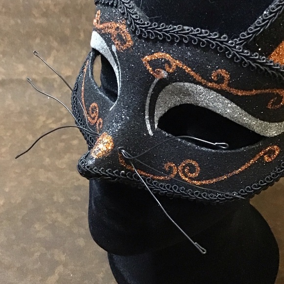 Bundle of Halloween Headbands and Mask - Picture 10 of 10